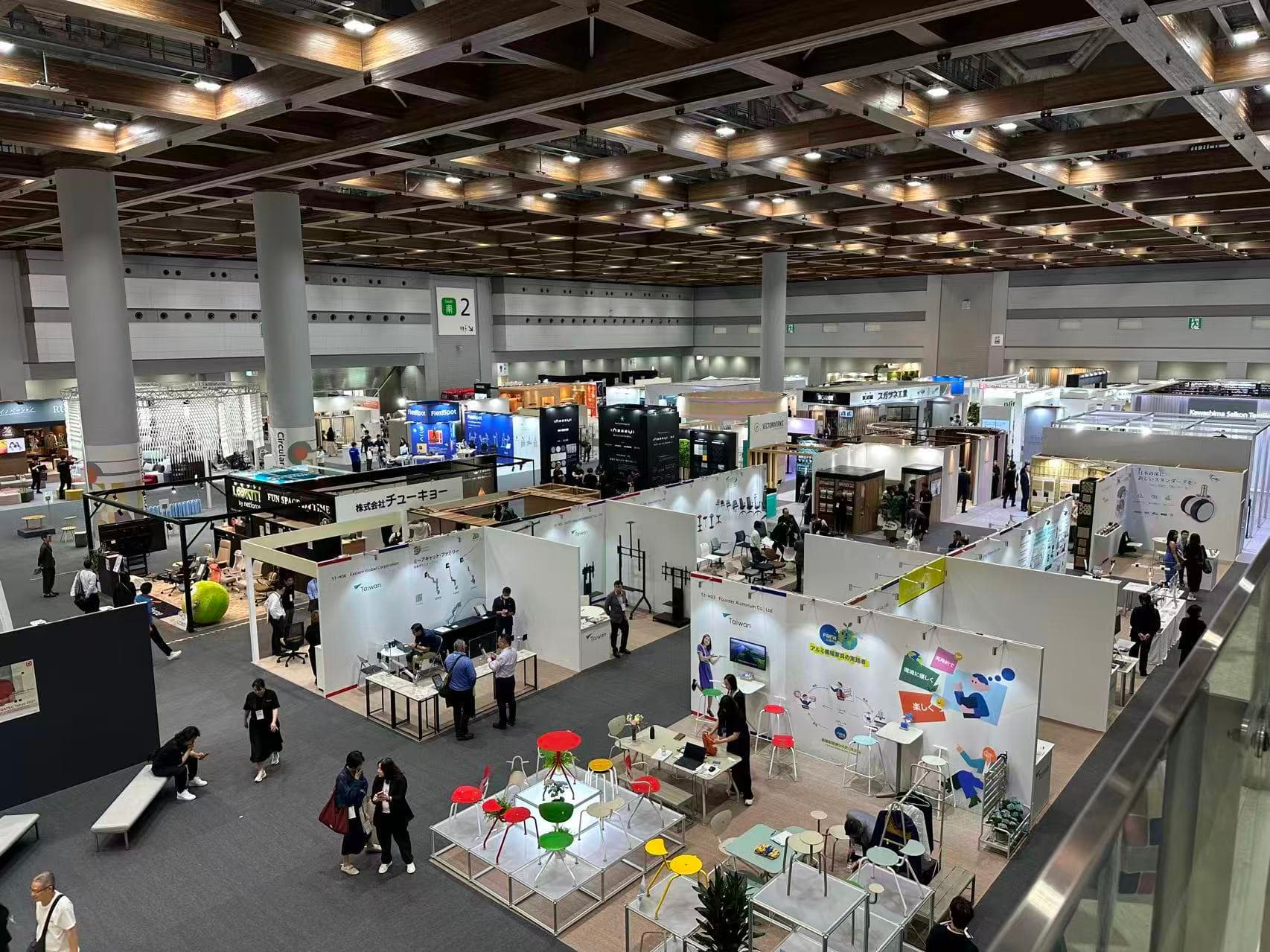 ORGATEC TOKYO 2026の会場風景